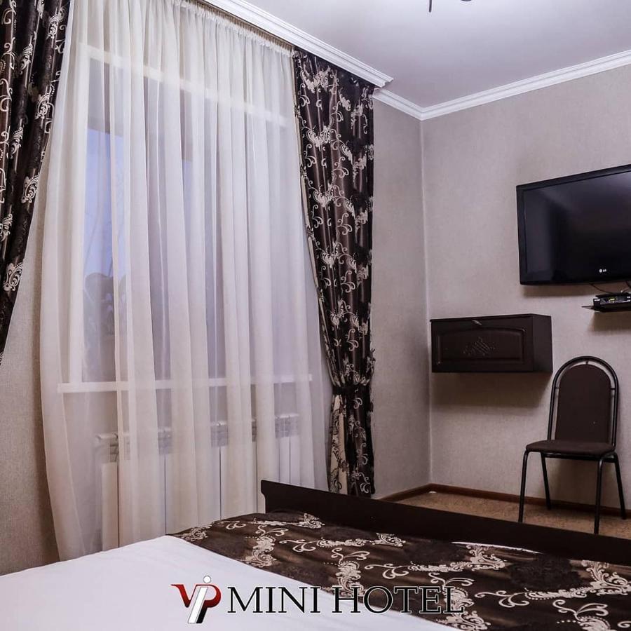 Vip Mini Hotel Semey Luaran gambar